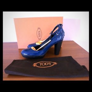 Tod’s Asp Decollete T. Gomma Pump